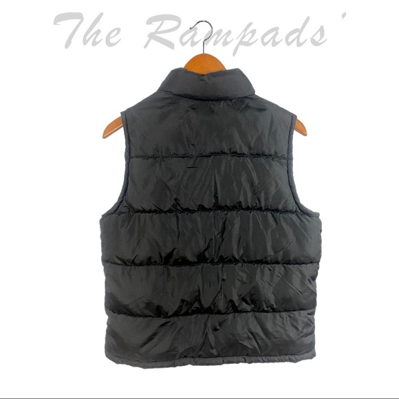 Solid Black Old Navy Puffer Vest for Boys Size Large - Picture 3 of 7